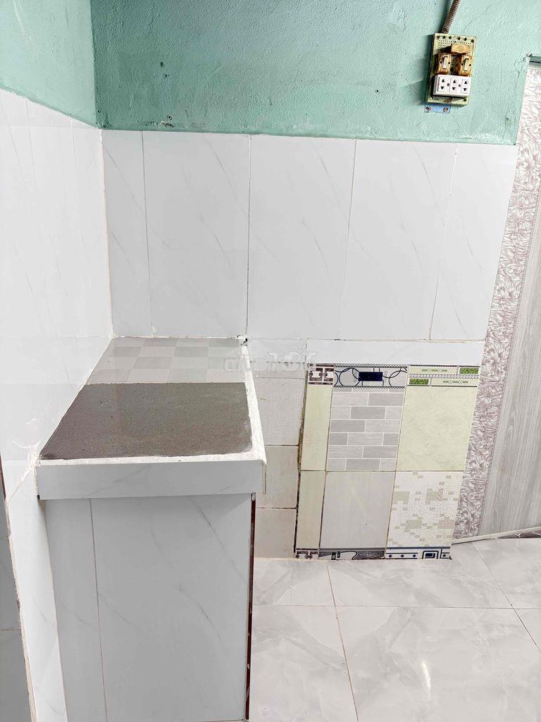 Nhàtrọ  riêng biệt ko chung chủ điện nhà nước .