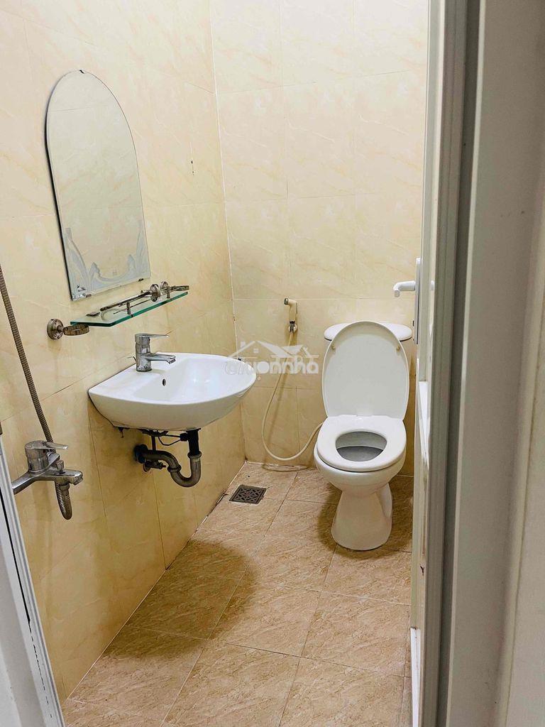 Chính chủ gửi bán nhà 3 tầng mt phú lộc 21 - 2