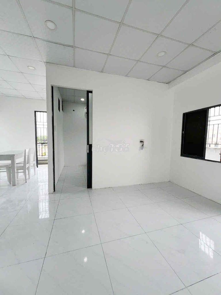 Penthouse- 50m2 full ban công- 1 phòng ngủ riêng tân bình - 2