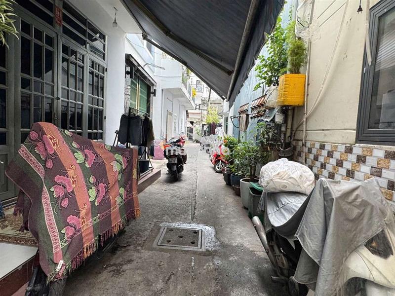 Nhà cho thuê quận 4