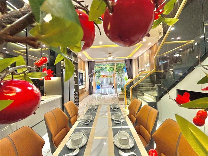 Bán nhà mới xây hiện đại sau lưng phạm hùng,hoà xuân, đường đẹp,thoáng
