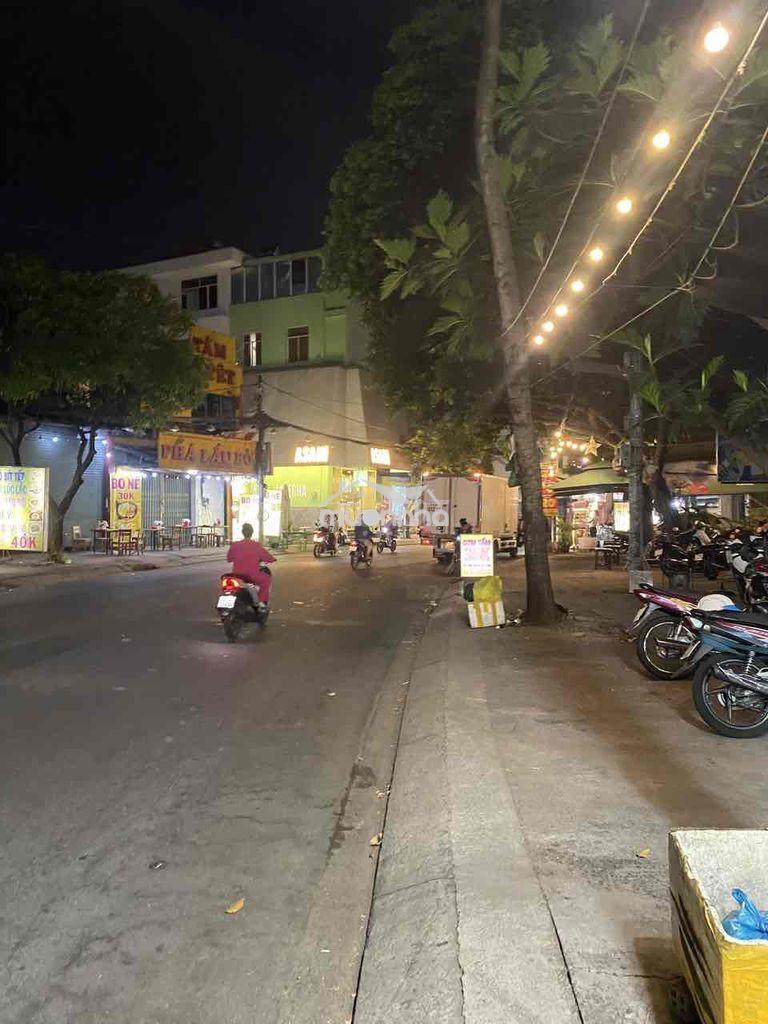 Cho thuê phòng ngay phố ẩm thực q.06- 30m2(4.2x7)- cạnh galaxy cinema - 3