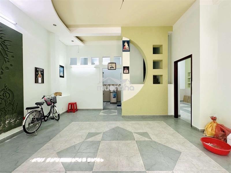 Nhà 5 pn lê quang định- giá chỉ 18tr