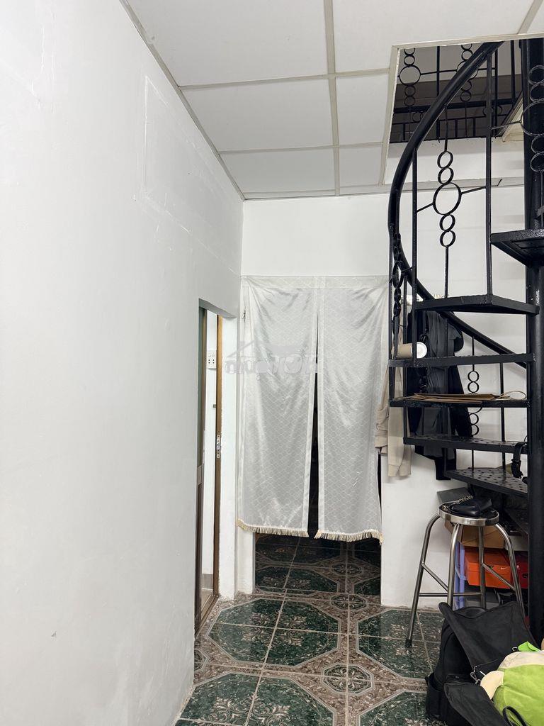 Cho thuê nhà 3phòng ngủ hẻm 997 trần xuân soạn phường tân hưng quận 7  - 4