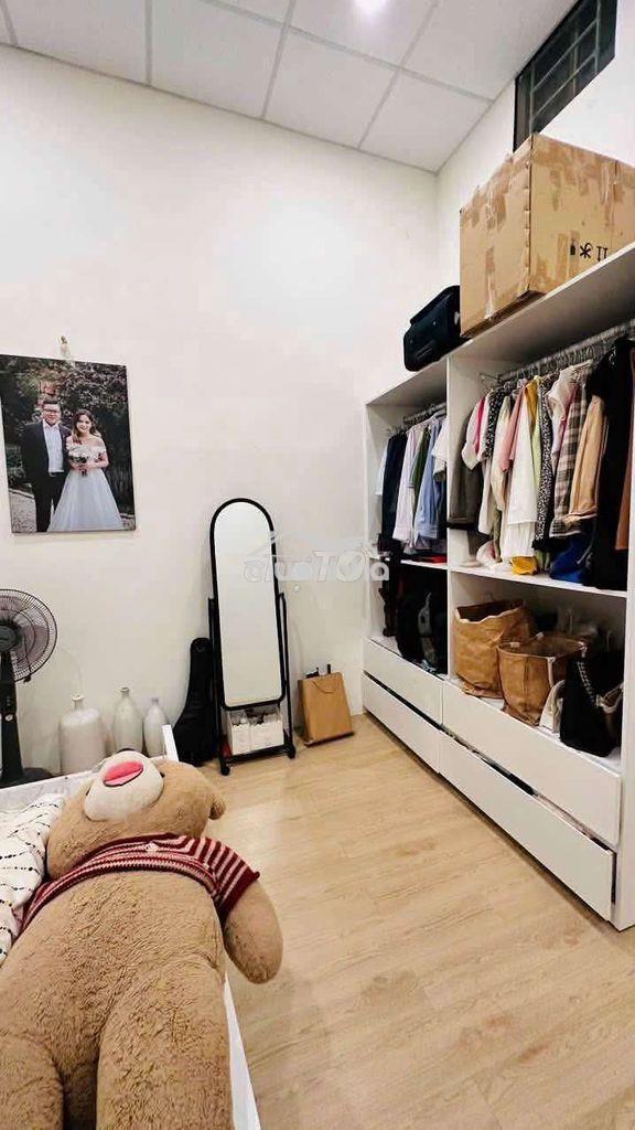 Cho thuê nhà 20/9 cách mạng - 5x10- 1 lầu - 2pn-2wc- full nội thất - 4