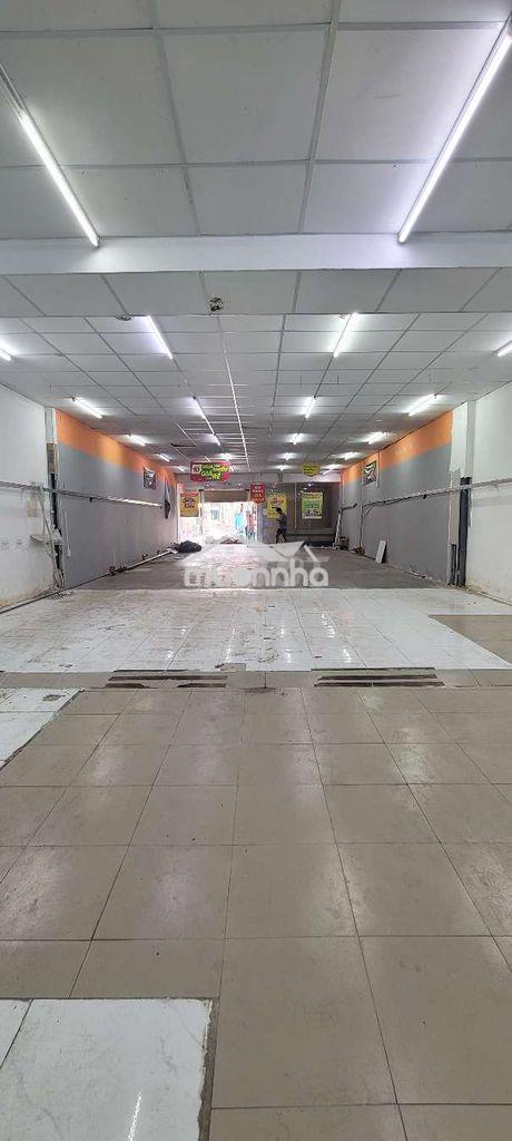 Mb thực tế 100% vitri đẹp kd sầm uất phù hợp nhiều nghành nghề