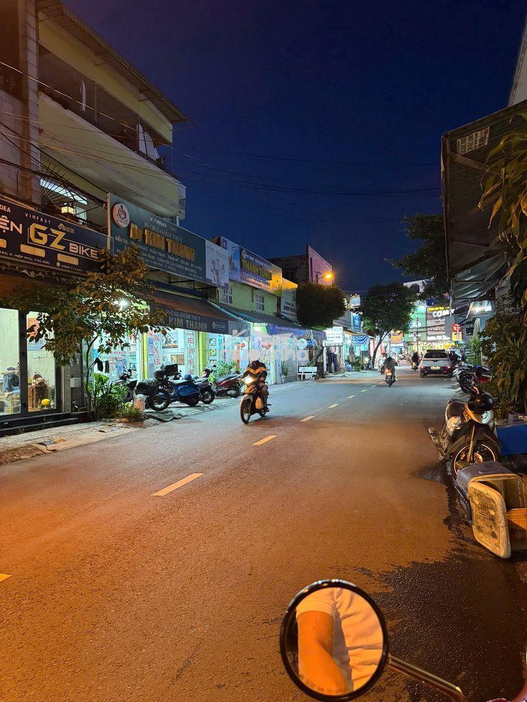 Cho th.u.ê mặt bằng gần vincom lê văn việt – q9 cũ - 10tr/th - 4