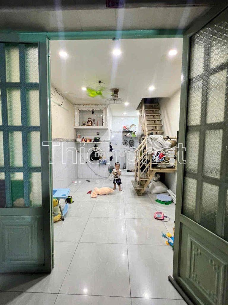 Nguyên căn 2pn hẻm ba gác 861 txs gần đa khoa