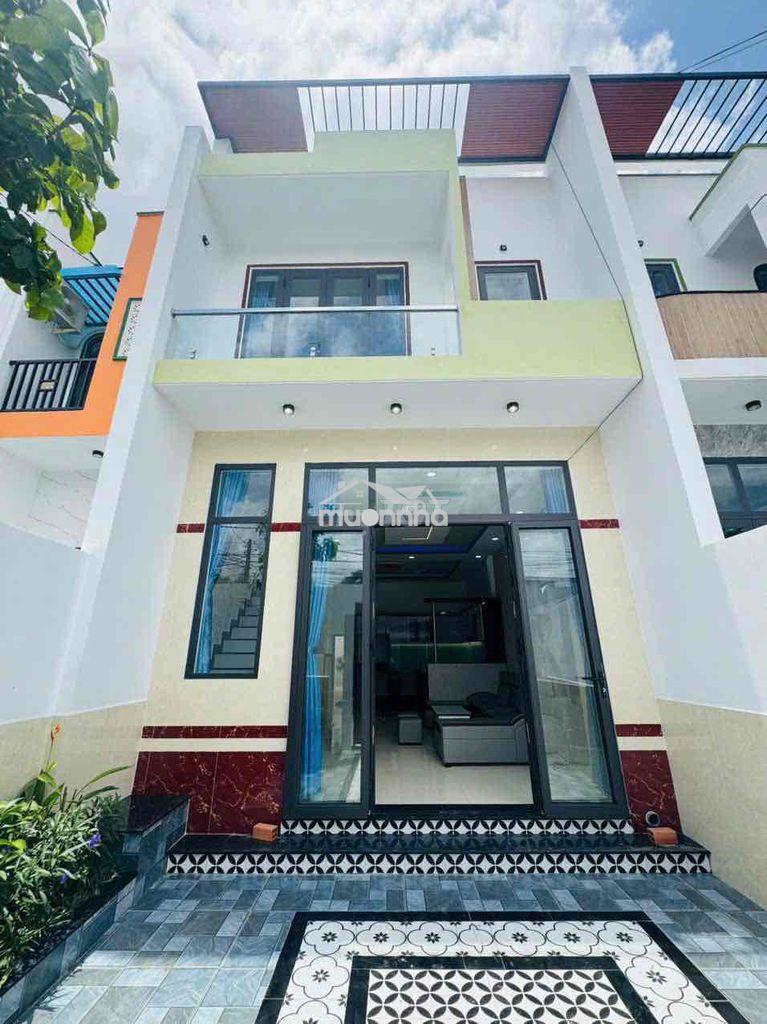 Trung tâm ngã 3 mỹ hạnh - 2
