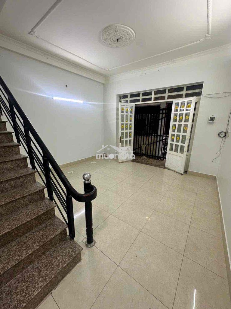 Cho thuê nhà trệt lầu hẻm oto đ.339, phước long, - 2