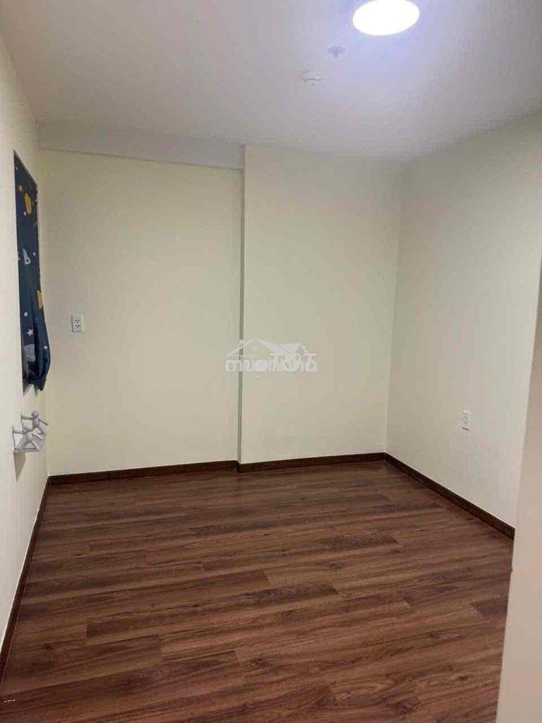 🏙️ Cho thuê căn hộ 2pn 2wc nhà trống chỉ 6 triệu/tháng tại charm city d