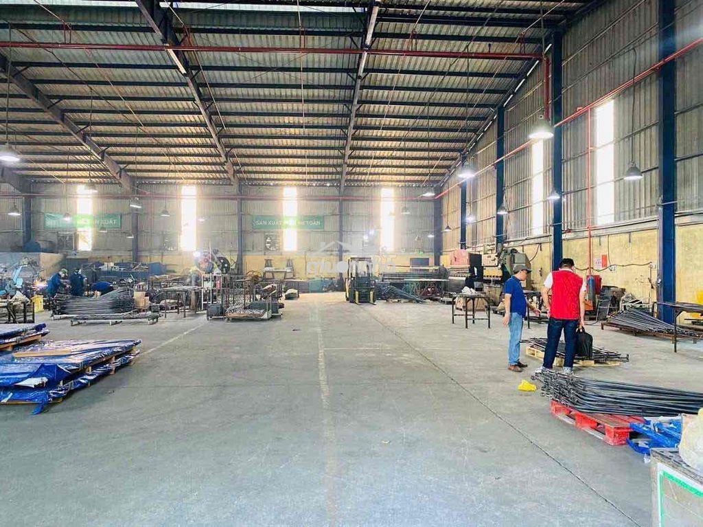 Cho thuê nhà xưởng - dĩ an, bình dương:  _ diện tích đất, khuôn viên : - 3