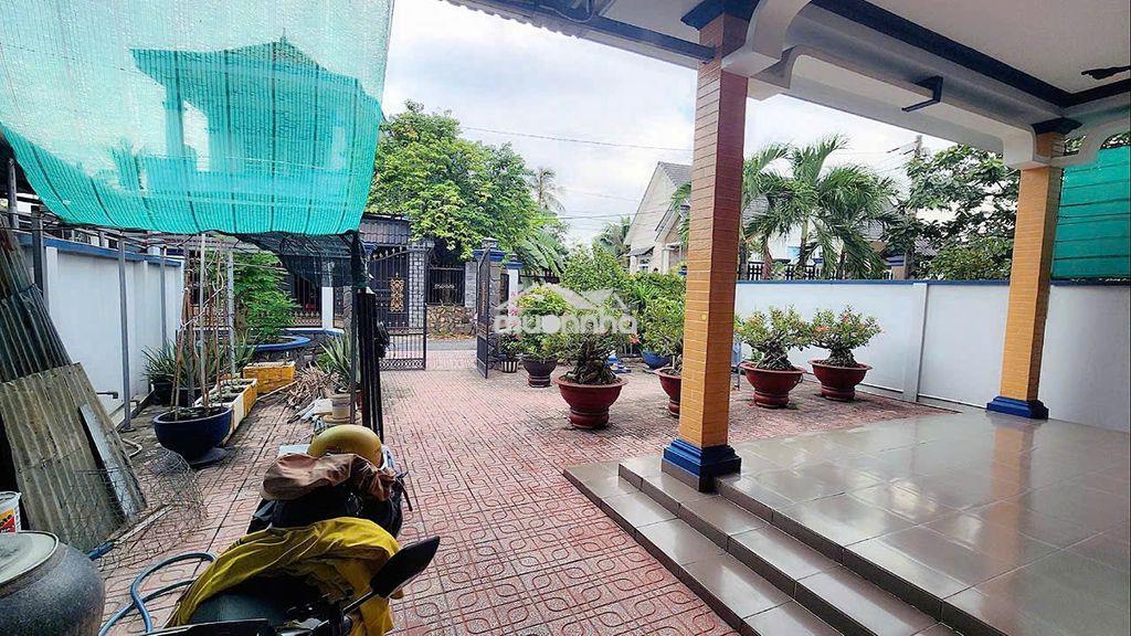 Chính chủ lớn tuổi bán nhanh nhà c4 360m2 full thổ, hxh bùi công trừng - 3