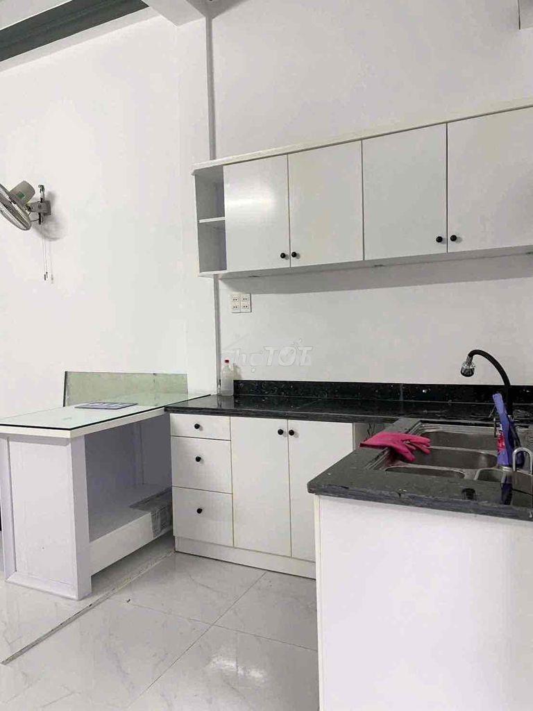 Cho thue nhà h5m p tân quý - 4x13 - 1 lầu 3pn - giá rẻ - 3