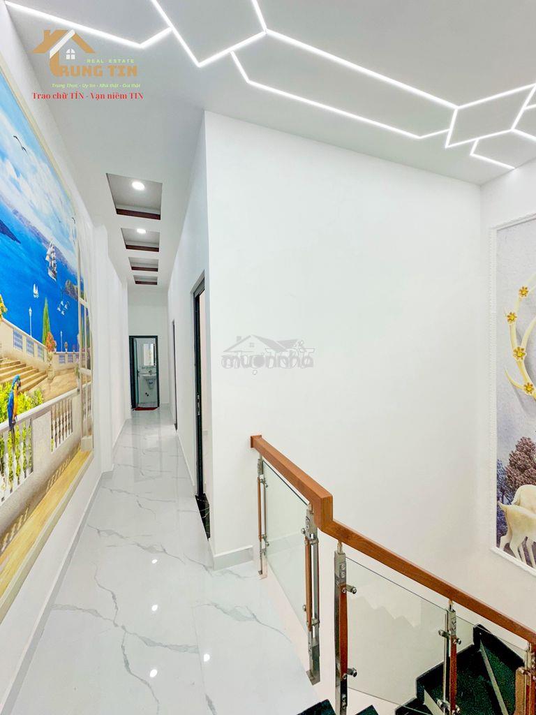 Bán nhà mới có 4 pn ( 1 pn trệt). ngay chợ gò xoài |4m x 19m- 1 lầu | - 3