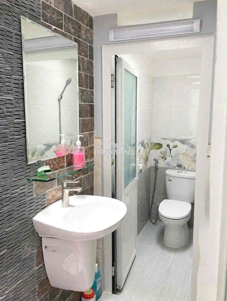 Cho thuê nhà 4 phòng-hẻm an dương vương-p16-quận 8 - 4