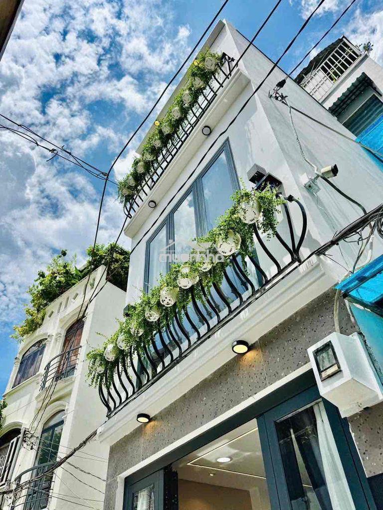 Chính chủ cho thuê nhà giá rẻ - 4pn 4tl - mới 100% - trung tâm phú nhu - 2