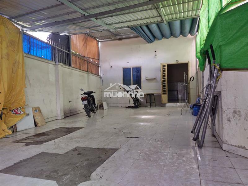 Giá siêu hiếm - 8tỷ - 108m2 mặt tiền hồ bá phấn q.9