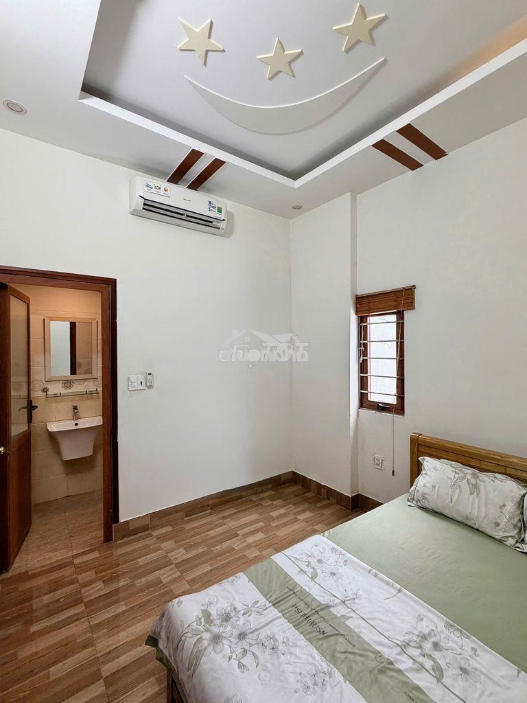 Nhà 2 lầu 4pn full nội thất hẻm đường nguyễn văn cừ chỉ 10 triệu - 3