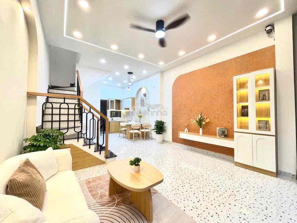 Nhà 4,5m x 10m vuông vức 45m2 gồm  3 phòng ngủ đuờng bùi đình tuý - 3