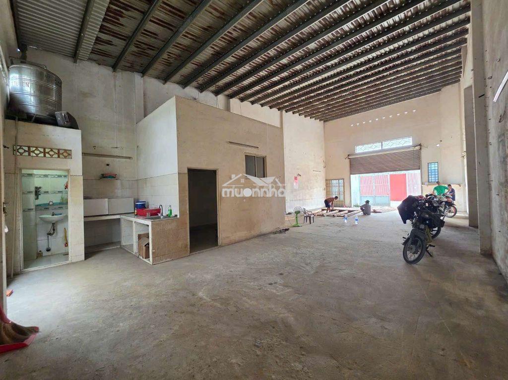 Cho thuê kho xưởng bình tân 8x20m, điện 3pha, tải 10tấn, giá 16tr - 2