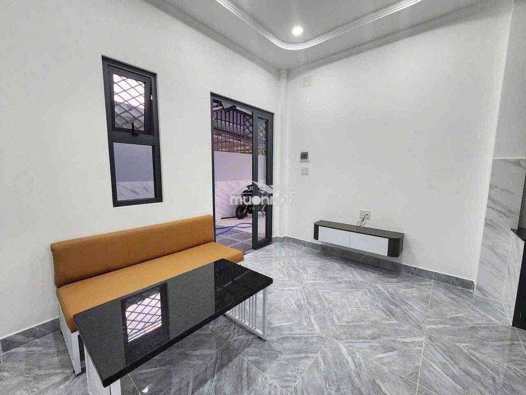 Cho thuê nhà liền kề cổng chung phường phú hoà - 2