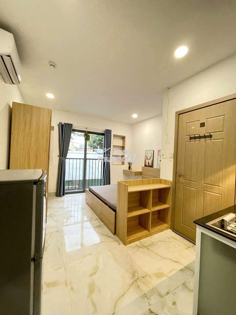Căn hộ studio 35m2 ban công full nội thất gần các trường đại học