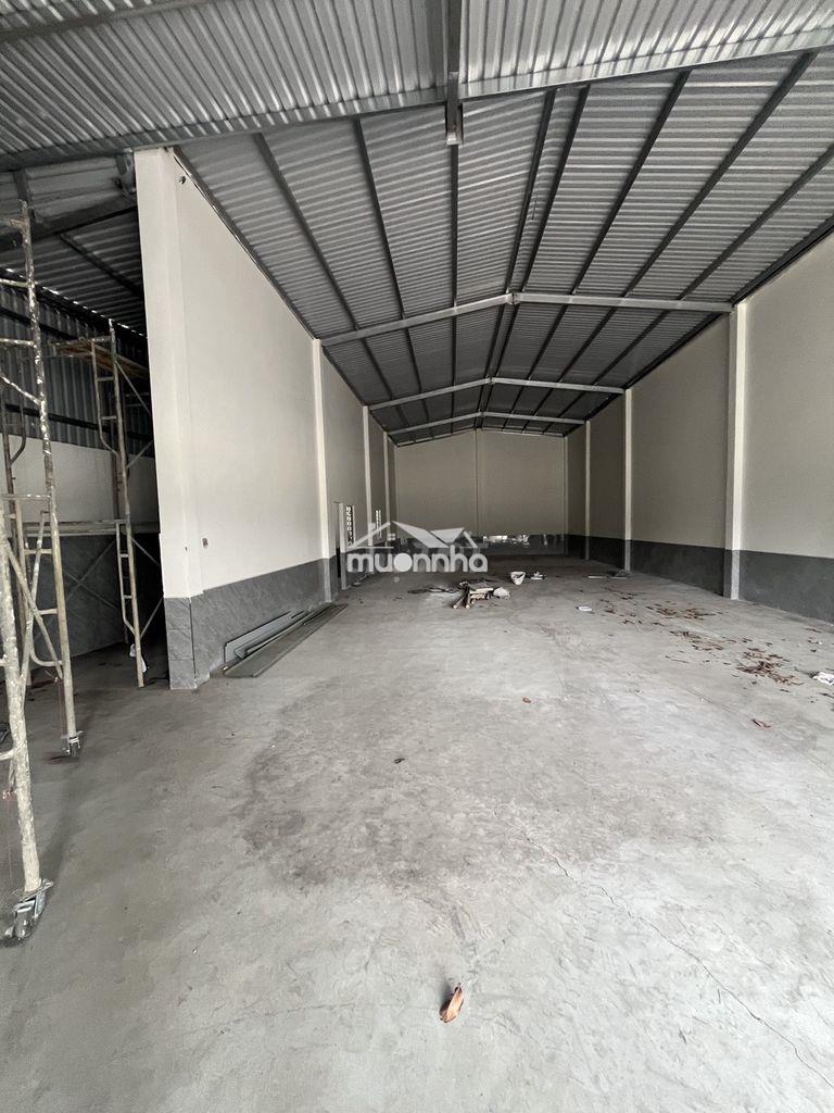 Cho thuê xưởng 300m đường công ngay mỹ phước tân vạn dĩ an