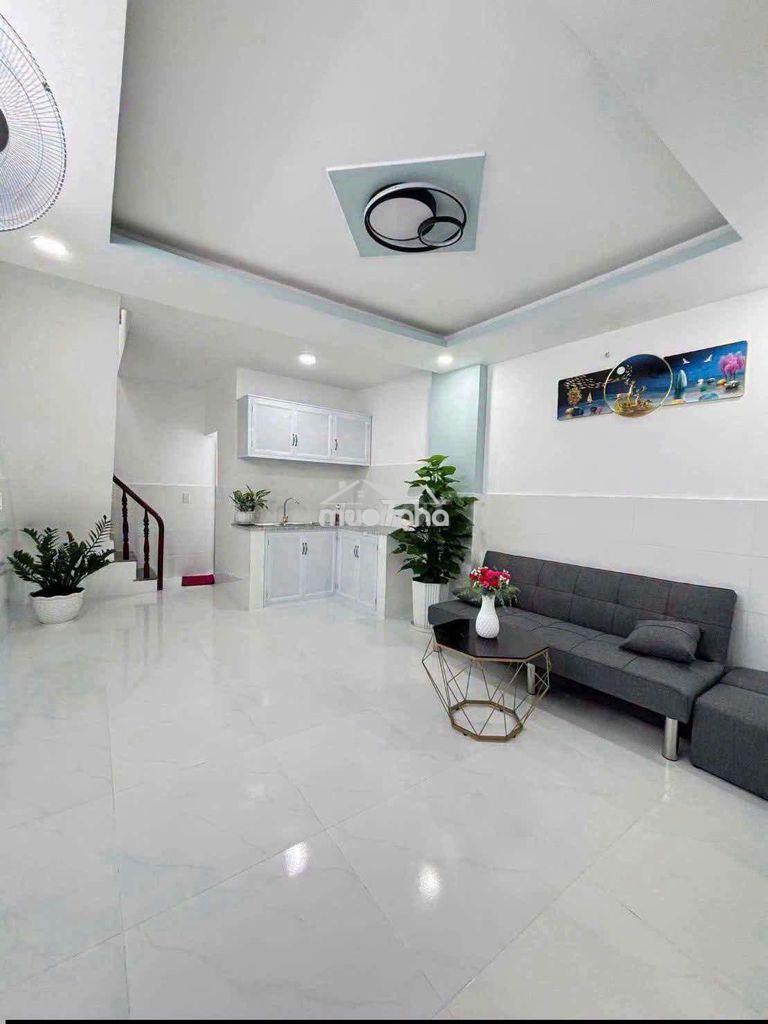 Bán nhà đẹp, 1 trệt, 1 lầu, 2pn, đường thạnh lộc 29, q12 - 2