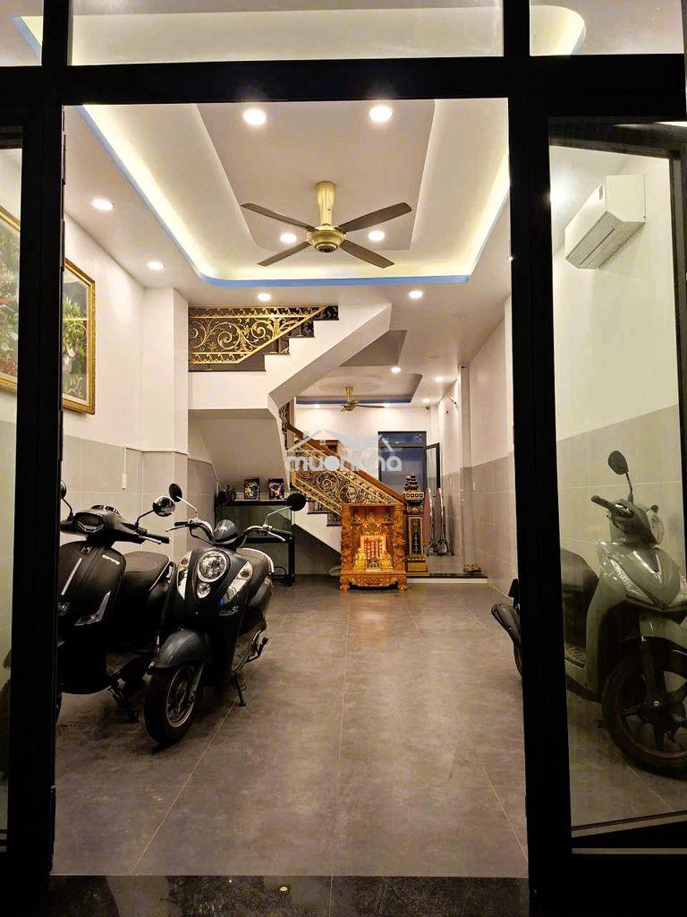 Nhà nguyên căn linh chiểu 60m2 1 trệt 2 lầu sân thượng hẻm xe hơi