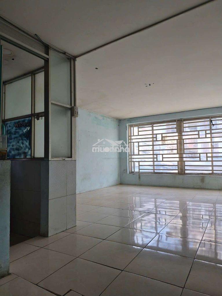 Nhà góc 2mt thích hợp ở đông người ,mở tiệm  làm nghề ,buôn bán nhỏ - 3