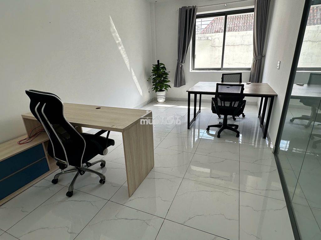 Văn phòng vạn phúc 15m2, sẵn nội thất, có m.lạnh, hầm xe. giá 4,5 tr - 3