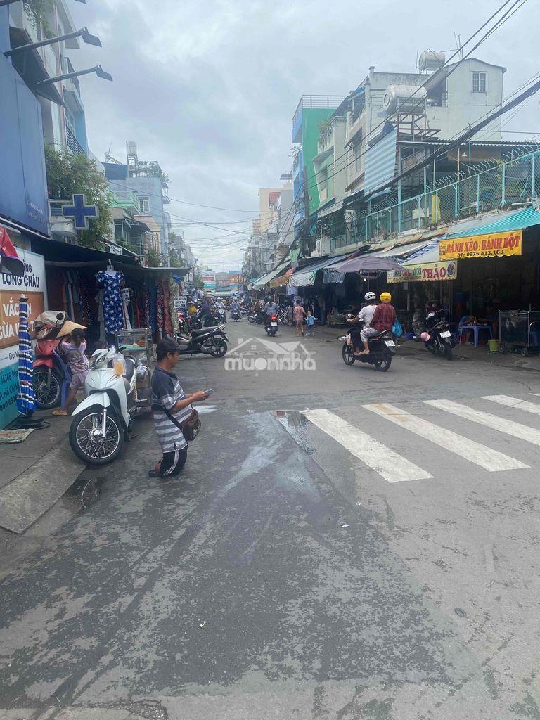 Cho thuê nhà mặt tiền phạm thế hiển. 4,5 x 13. giá 17trieu