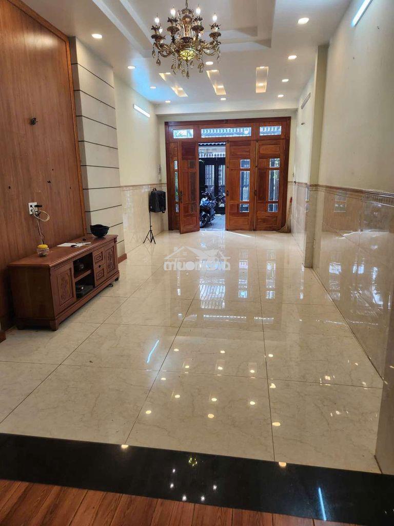 Cho thuê nhà 1/ trường chinh 1 trệt 4 lầu, dt 4×26 có 6pn,6wc. hẻm 8m - 4