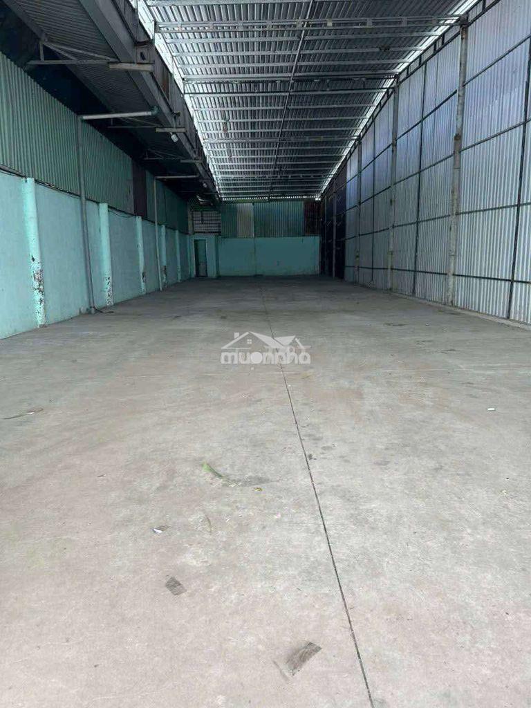 -Kho 12x18m nguyễn cửu phú giáp trần văn giàu tên lửa giá 10tr