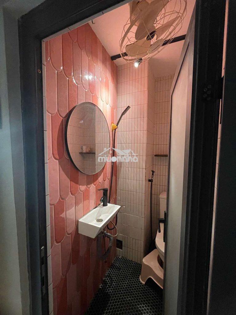 Phòng ban công, cửa sổ full nội thất - máy giặt riêng - nơ trang long - 4