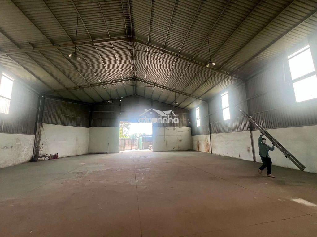 Xưởng phú an bến cát 2000m giá 30 triệu - 2