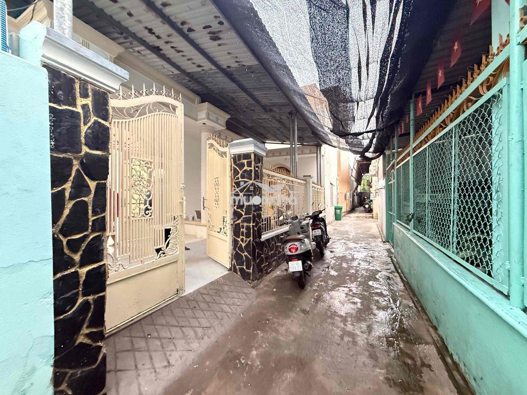 🟣🟣🟣🟣Nhà cấp 4 sân rộng 9 x 15m ở liền hẻm 1716 🟣🟣🟣🟣 - 2
