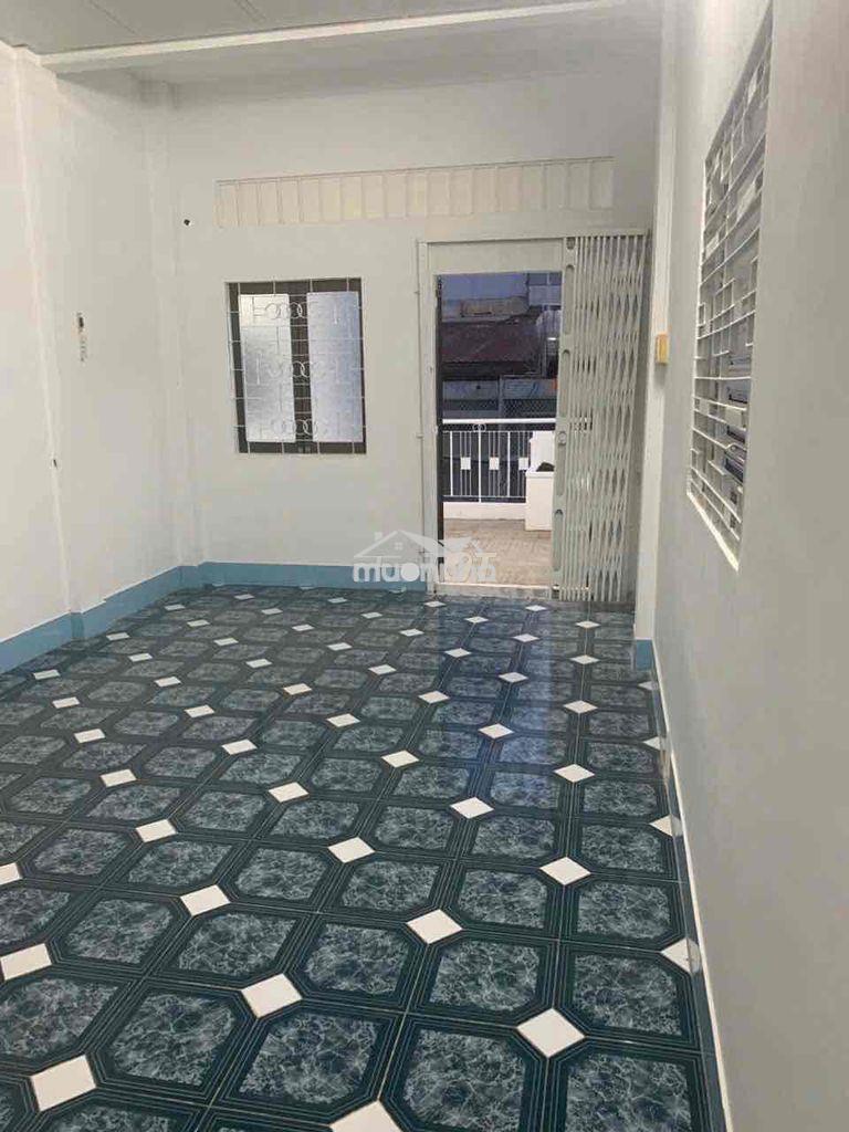 Nhà cho thuê lạc long quân giá hạt dẻ - 4