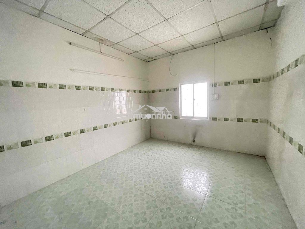 Cho thuê 100m2 đường gò dưa nhà cấp 4 giá 6.5 tr - 3