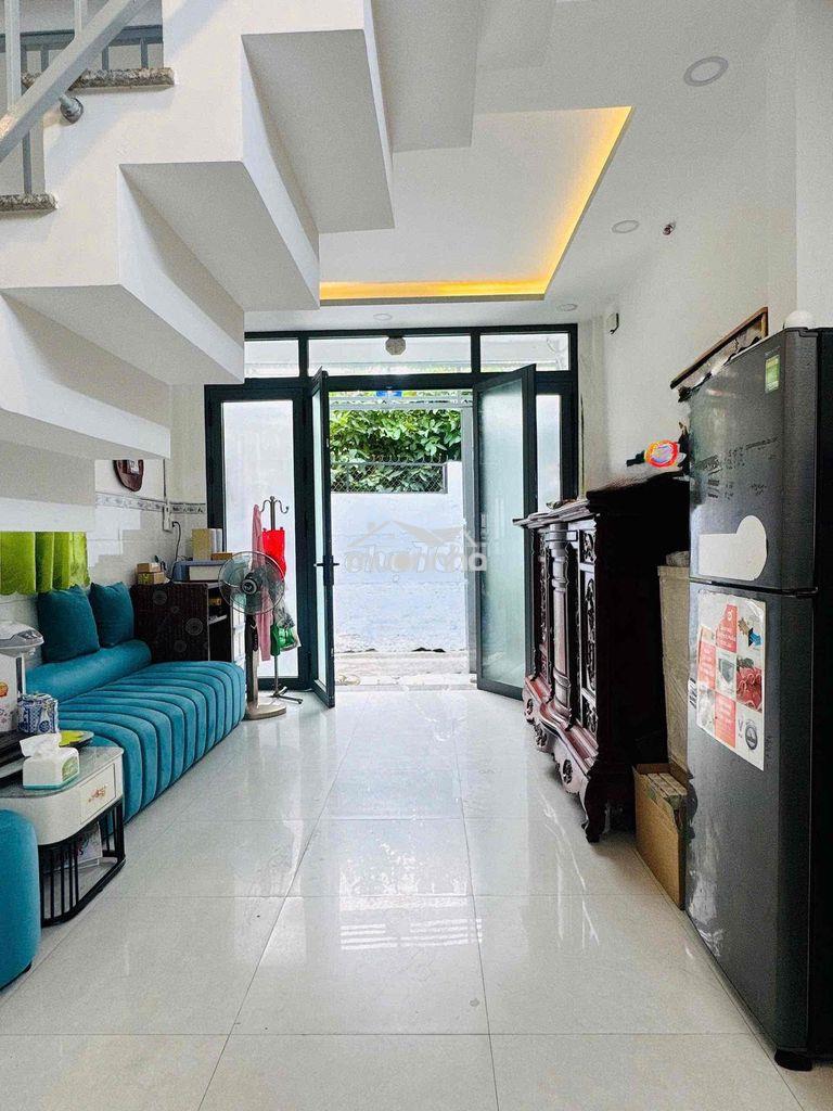 Nhà nở hậu tài lộc phú nhuận-36m2, 1 căn ra đường nguyễn đình chính