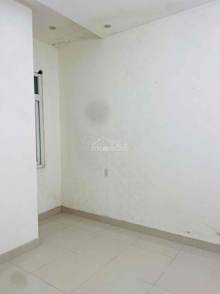 Chính chủ gửi bán nhà 3 tầng mt phú lộc 21 - 4