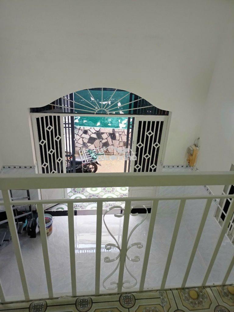 Nhà cũ trệt lửng xã tân hiệp hm dt 4x10 shr hoàn công đủ giá 1 tỷ 3 - 4