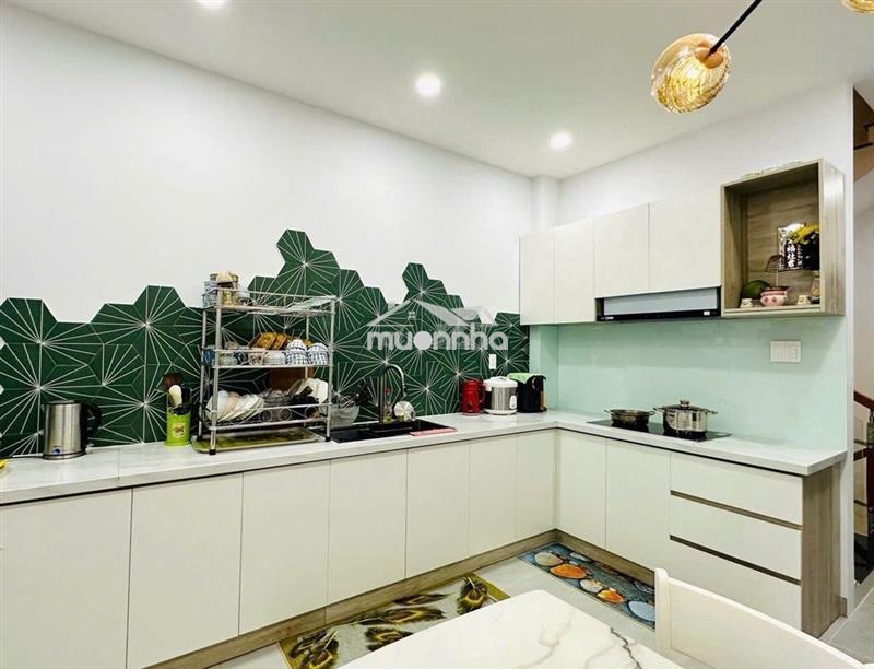 Bán nhà 60m2 - 3 tầng - có gara ô tô trong nhà - nở hậu tài lộc