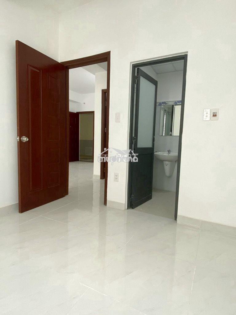 Cho thuê căn hộ 2pn 2wc cc cường thuận - nhà mới - 4