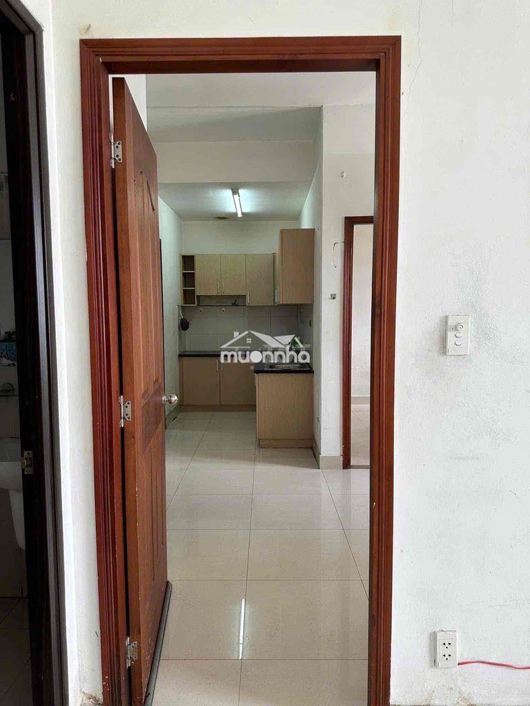 E cho thuê căn võ đình q12 2 pn 2 wc chỉ 6 tr ở liền