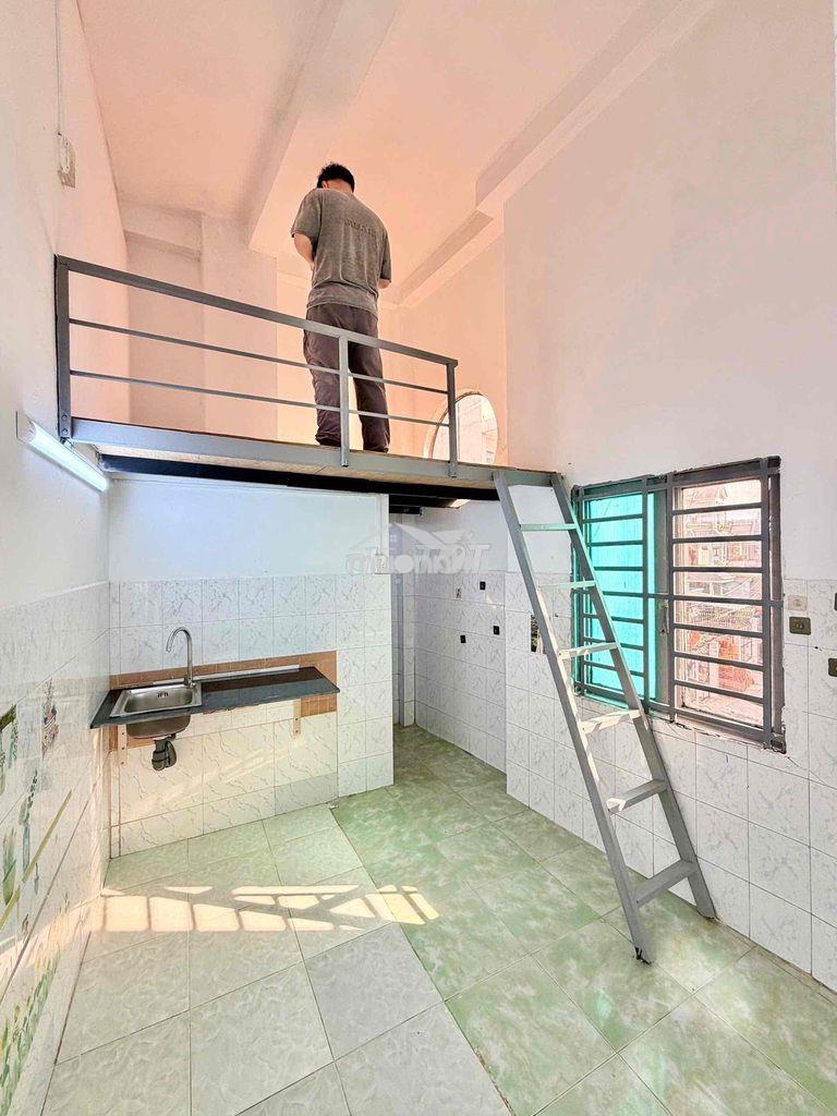 Phòng trọ  gác cao sát bên aeon tân phú, đại học công huit thương - Ảnh 4