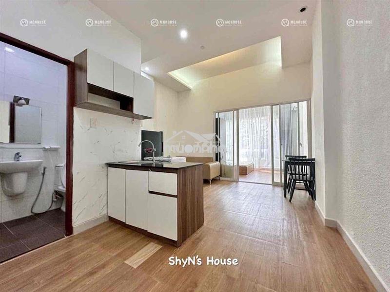 Chdv 1pn cửa sổ trời tách bếp máy giặt riêng full nt ngay nhà ga t3