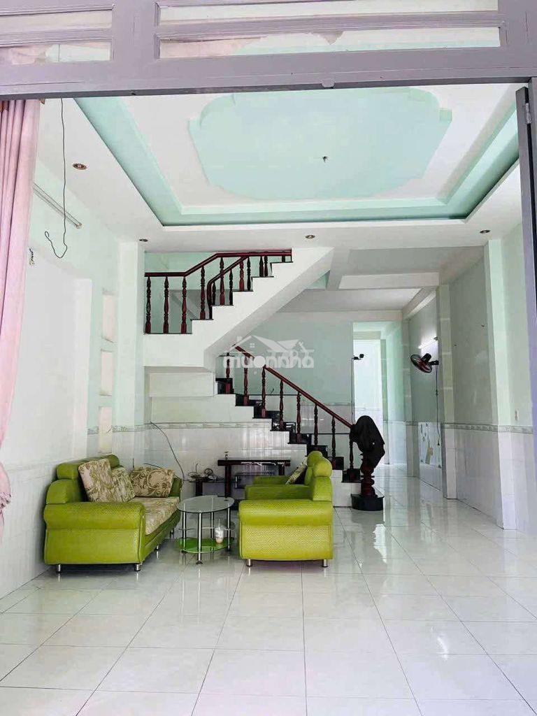Nhà lầu gần nhà thờ bình an - 3