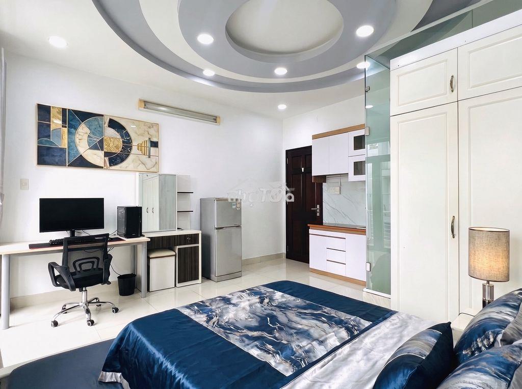 Phòng rộng, ban công, máy giặt riêng ngay khu công viên ở quận 7 - Ảnh 4